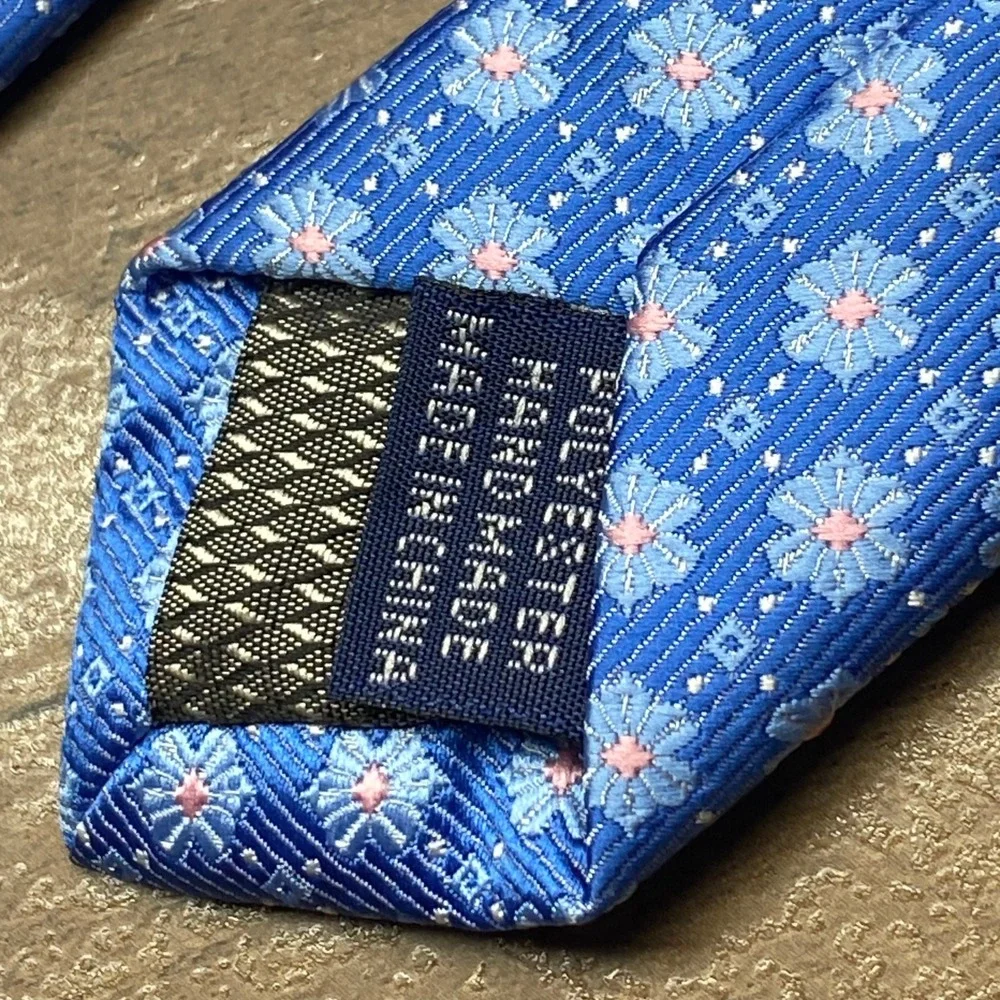 Croft & Barrow Necktie Blue Floral China Hand Made Professional Classic